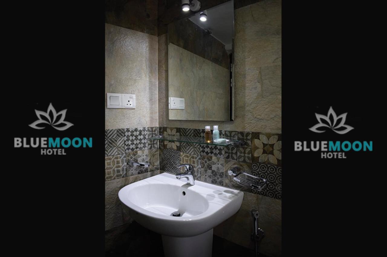 Blue Moon Hotel Νουβάρα Ελίγια Εξωτερικό φωτογραφία