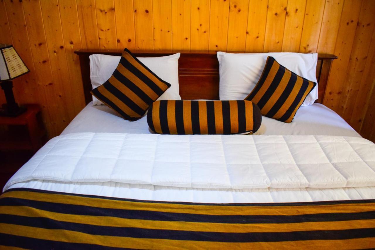 Blue Moon Hotel Νουβάρα Ελίγια Εξωτερικό φωτογραφία